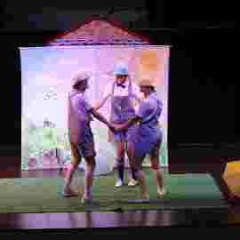 der wolf und die kleinen schweinchen, tredeschin theater, stuttgart