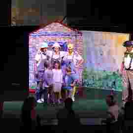 der wolf und die kleinen schweinchen, tredeschin theater, stuttgart