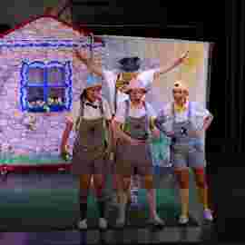 der wolf und die kleinen schweinchen, tredeschin theater, stuttgart