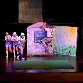 der wolf und die kleinen schweinchen, tredeschin theater, stuttgart