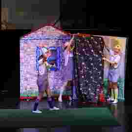 der wolf und die kleinen schweinchen, tredeschin theater, stuttgart