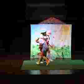 der wolf und die kleinen schweinchen, tredeschin theater, stuttgart
