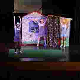 der wolf und die kleinen schweinchen, tredeschin theater, stuttgart