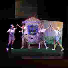 der wolf und die kleinen schweinchen, tredeschin theater, stuttgart