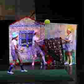 der wolf und die kleinen schweinchen, tredeschin theater, stuttgart