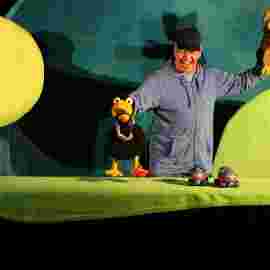 alles mein: sagt der kleine rabe socke/tearticolo theater 3. platz