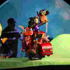 alles mein: sagt der kleine rabe socke/tearticolo theater