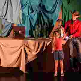 cowboy klaus und das pupsende pony/blinklicht theater, st. leon-rot