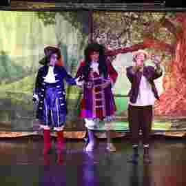 der gestiefelte kater/theater tredeschin 2. platz