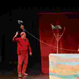 peter und der wolf/chaus&eacute;e theater