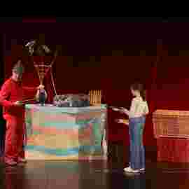 peter und der wolf/chaus&eacute;e theater