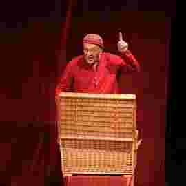 peter und der wolf/chaus&eacute;e theater