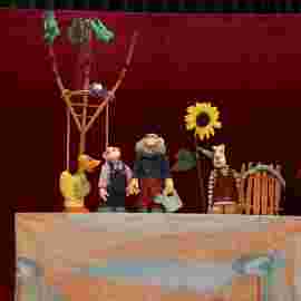 peter und der wolf/chaus&eacute;e theater
