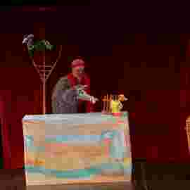 peter und der wolf/chaus&eacute;e theater