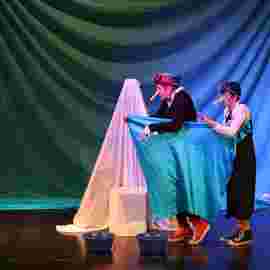 plitsch-platsch/theaterta theater
