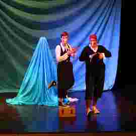 plitsch-platsch/theaterta theater