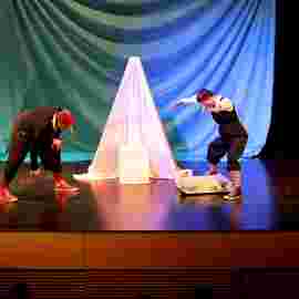 plitsch-platsch/theaterta theater