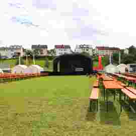 sommernachtsfest auf/abbau