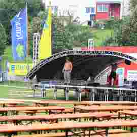 sommernachtsfest auf/abbau