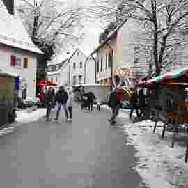 weihnachtsmarkt rh 2023 aufbau